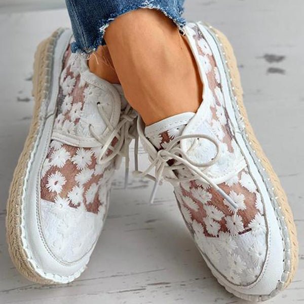 Embroidered Liz Sneakers